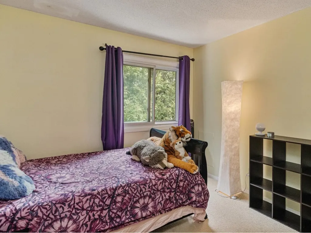 R4 Grandview Drive South Burlington VT 05403