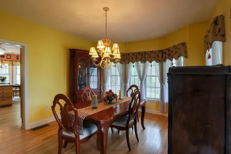 18 Prospect Road Deerfield NH 03037