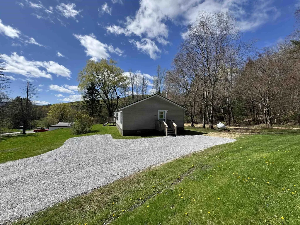 1817 Scottsville Road Danby VT 05739