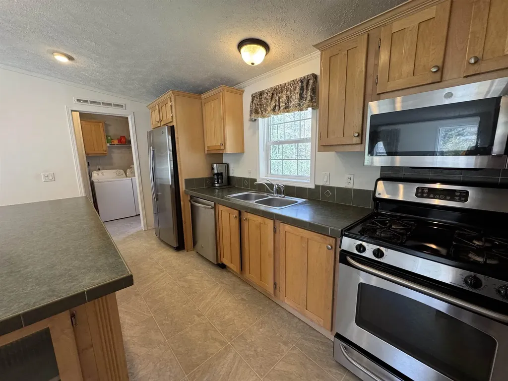 1817 Scottsville Road Danby VT 05739