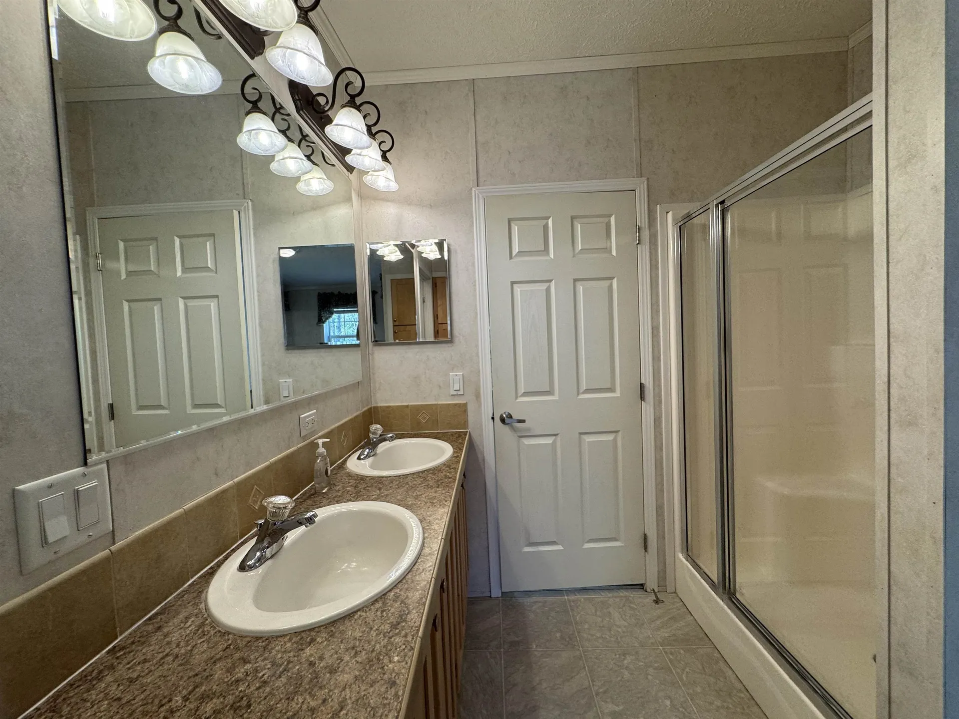 1817 Scottsville Road Danby VT 05739