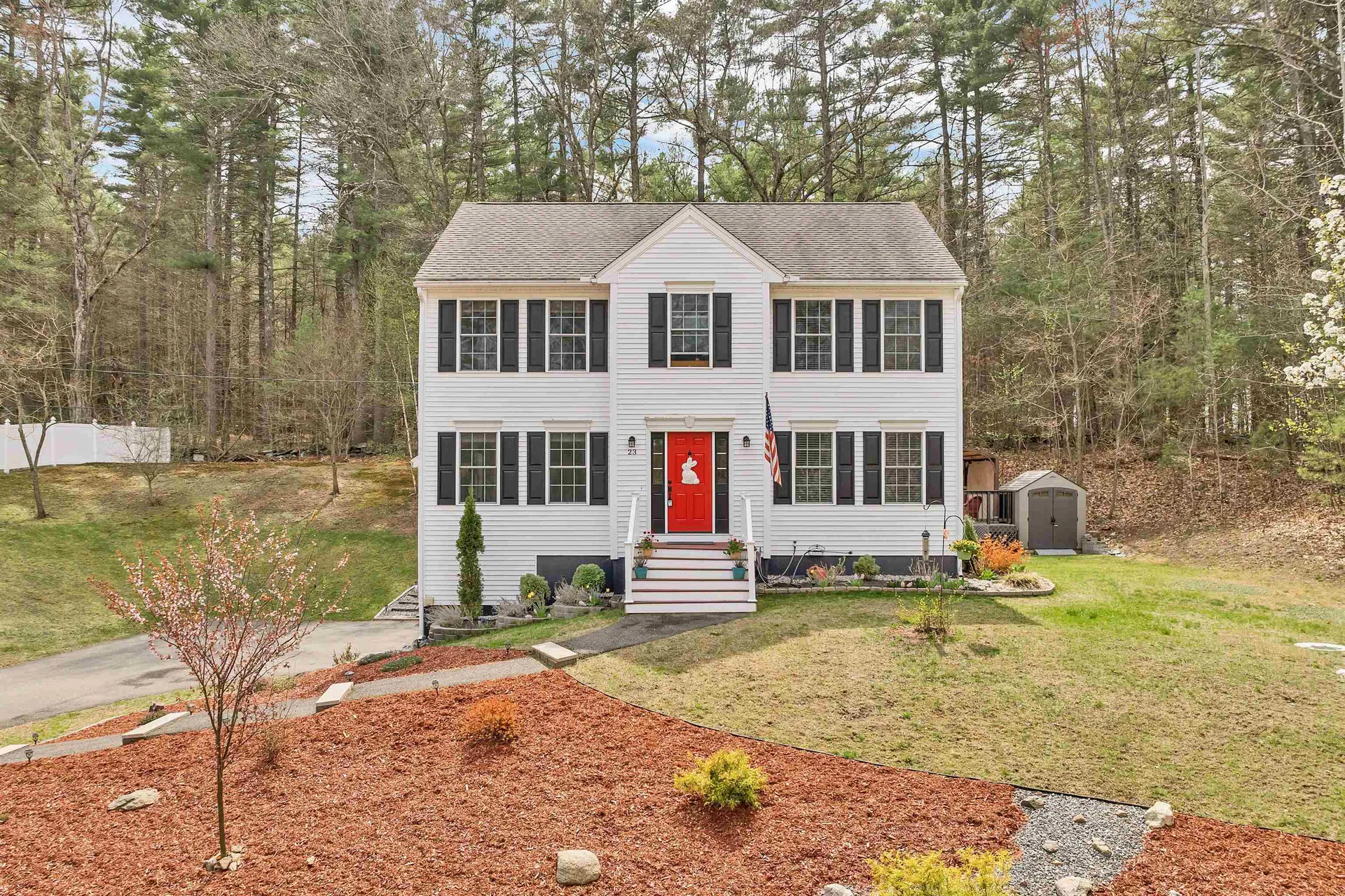 23 Ridge Road Nashua NH 03062