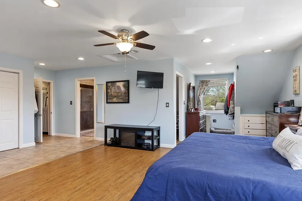 5 Bulova Drive Nashua NH 03060