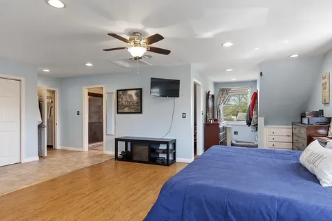 5 Bulova Drive Nashua NH 03060