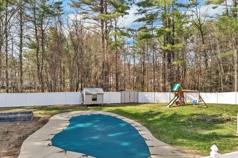 34 Copper Lane Rochester NH 03868