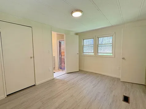 37 Fiske Place Claremont NH 03743