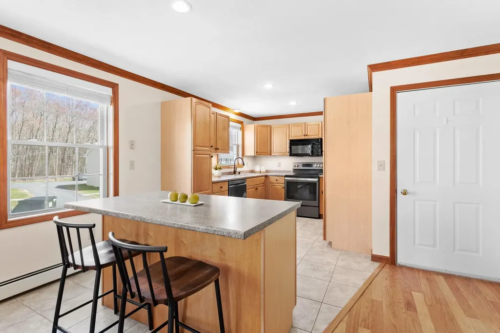 85 Winnacunnet Road Hampton NH 03842