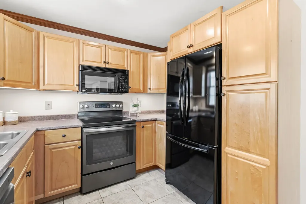 85 Winnacunnet Road Hampton NH 03842