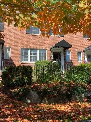 47 Windsor Court Keene NH 03431