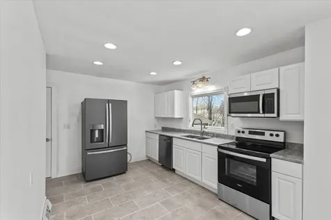 11 Duchess Avenue South Burlington VT 05403