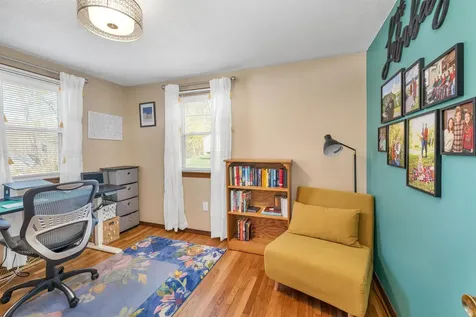 6 Summit Drive Hooksett NH 03106-1526