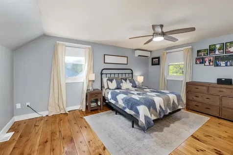 6 Summit Drive Hooksett NH 03106-1526