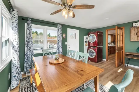 6 Summit Drive Hooksett NH 03106-1526