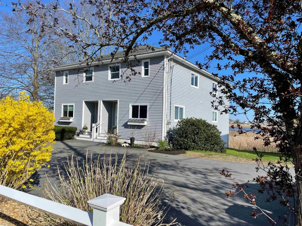 481 High Street Hampton NH 03842