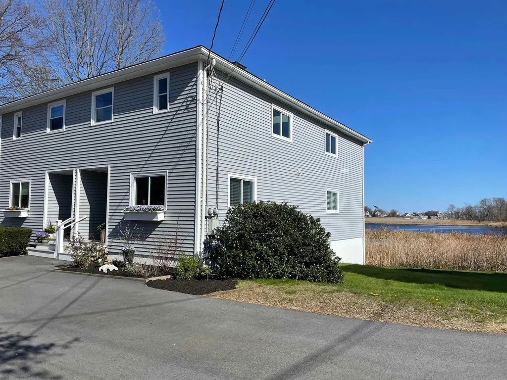 481 High Street Hampton NH 03842