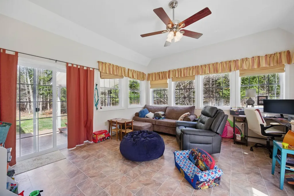 192 Gordon Hill Road Alexandria NH 03222