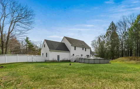 15 Fiddlehead Lane Chester NH 03036