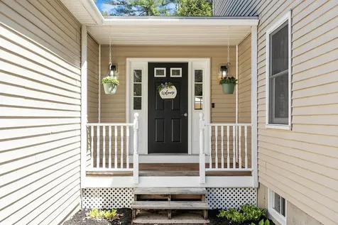 10 John Lane Merrimack NH 03054