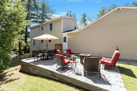 10 John Lane Merrimack NH 03054