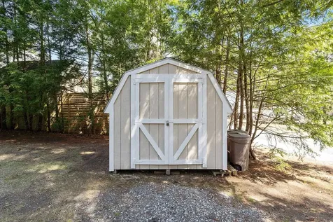 10 John Lane Merrimack NH 03054