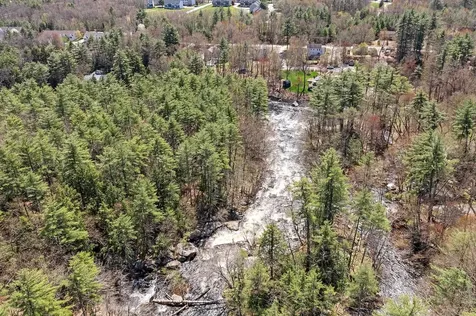 10 John Lane Merrimack NH 03054