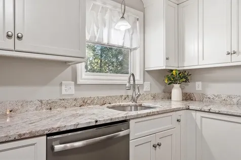 10 John Lane Merrimack NH 03054