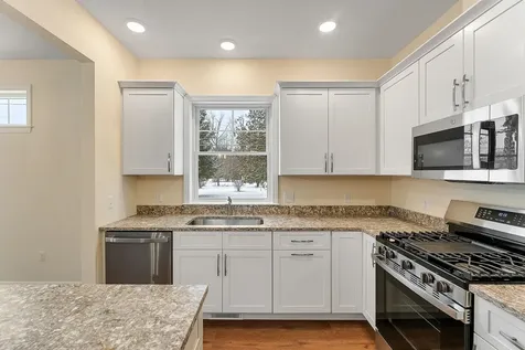 15 Dogwood Circle Milton VT 05468