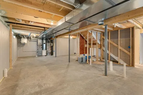 15 Dogwood Circle Milton VT 05468