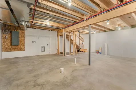 19 Dogwood Circle Milton VT 05468