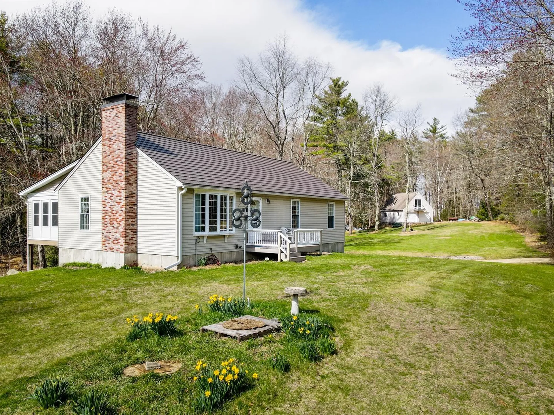 20 Smith Pond Road Raymond NH 03077