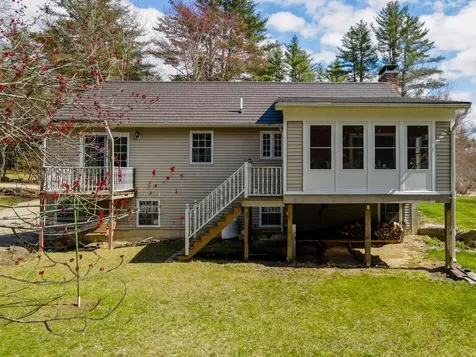 20 Smith Pond Road Raymond NH 03077