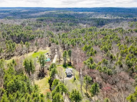 20 Smith Pond Road Raymond NH 03077