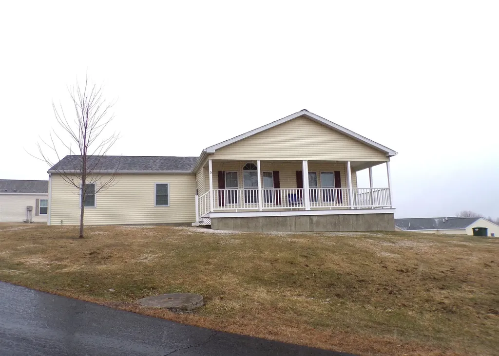 5 Dynamic View Drive Franklin NH 03235