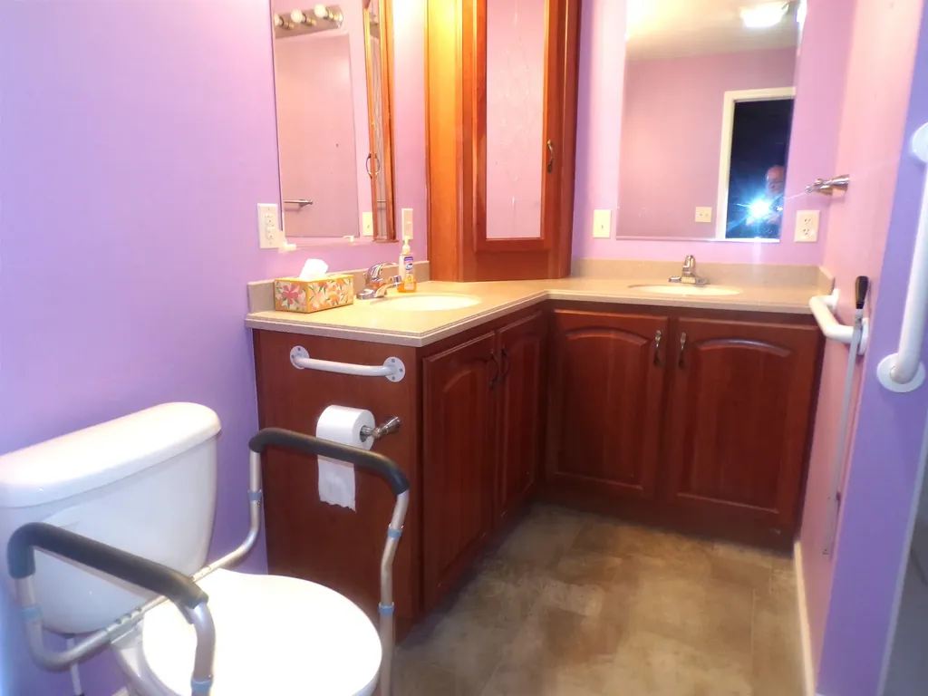 5 Dynamic View Drive Franklin NH 03235