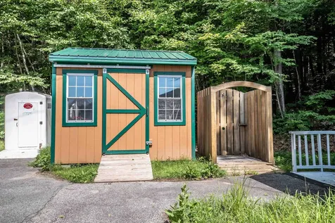 25 Hugh Gregg Lane Greenfield NH 03047