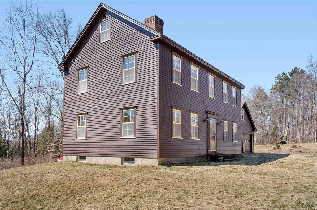 20 Green Road East Montpelier VT 05651