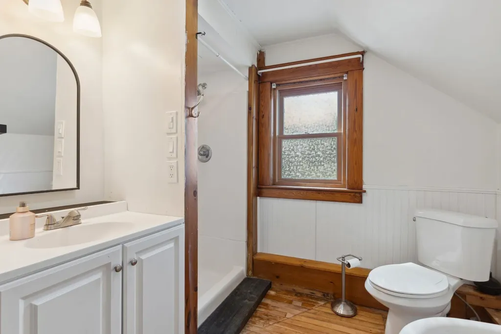 71 Chestnut Street Claremont NH 03743