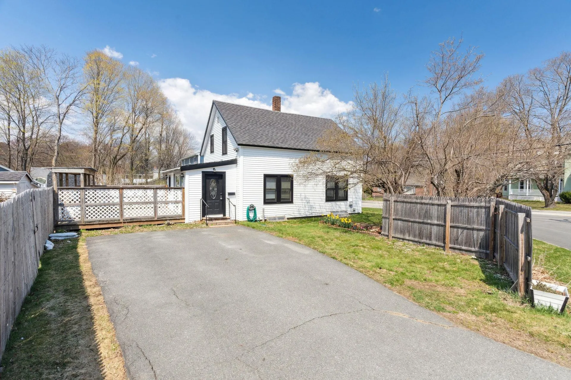 71 Chestnut Street Claremont NH 03743