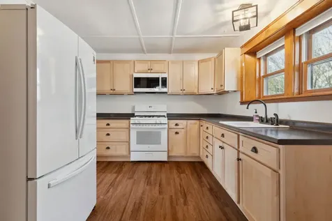 71 Chestnut Street Claremont NH 03743