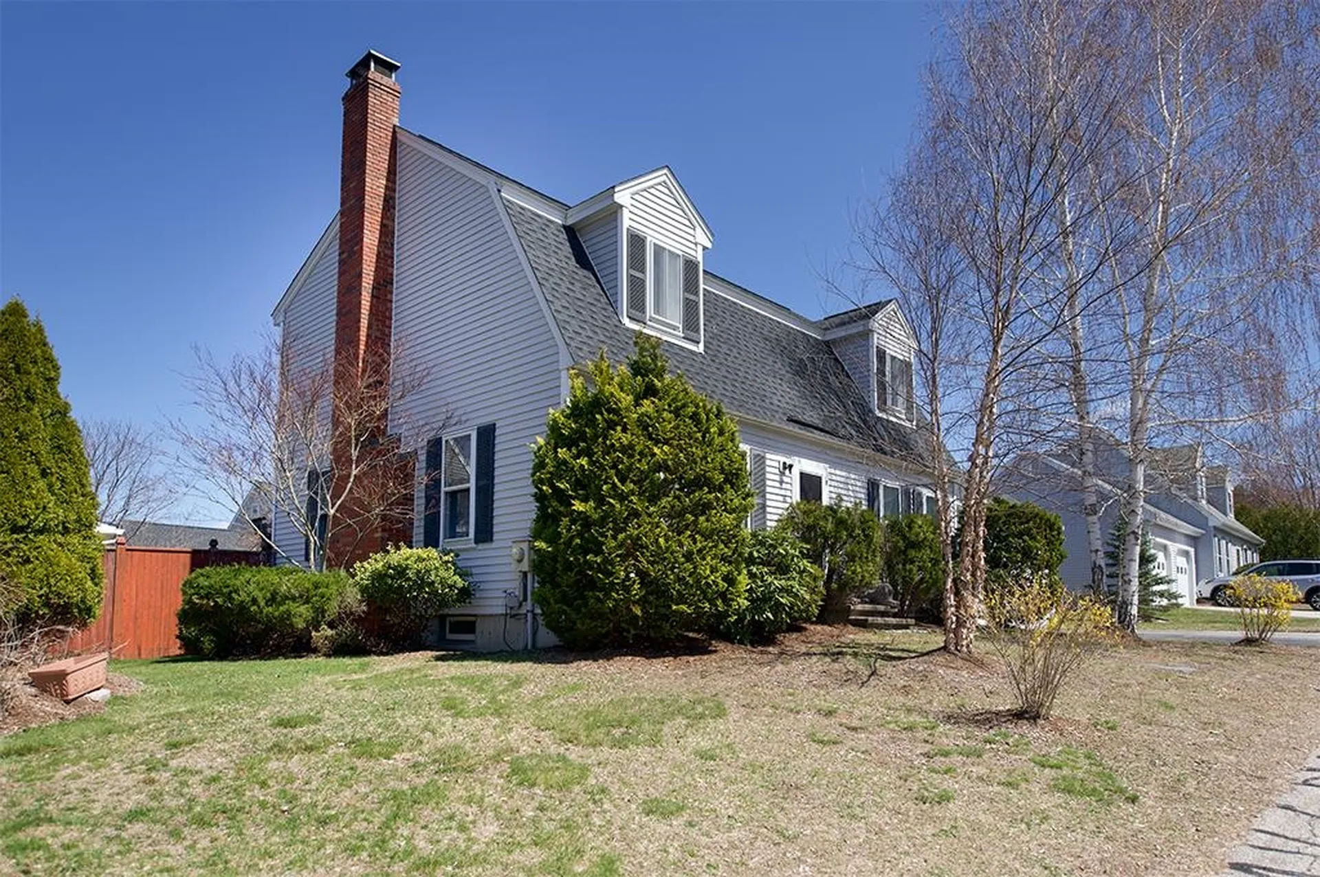 16 Old Orchard Way Manchester NH 03103