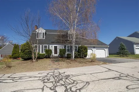 16 Old Orchard Way Manchester NH 03103