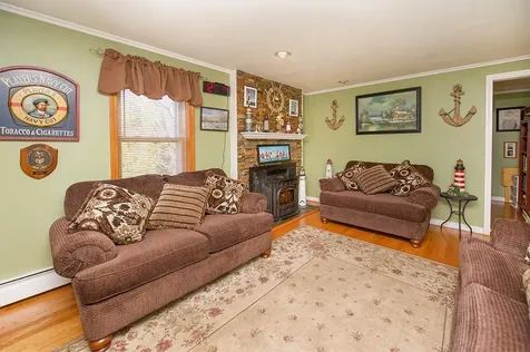 16 Old Orchard Way Manchester NH 03103