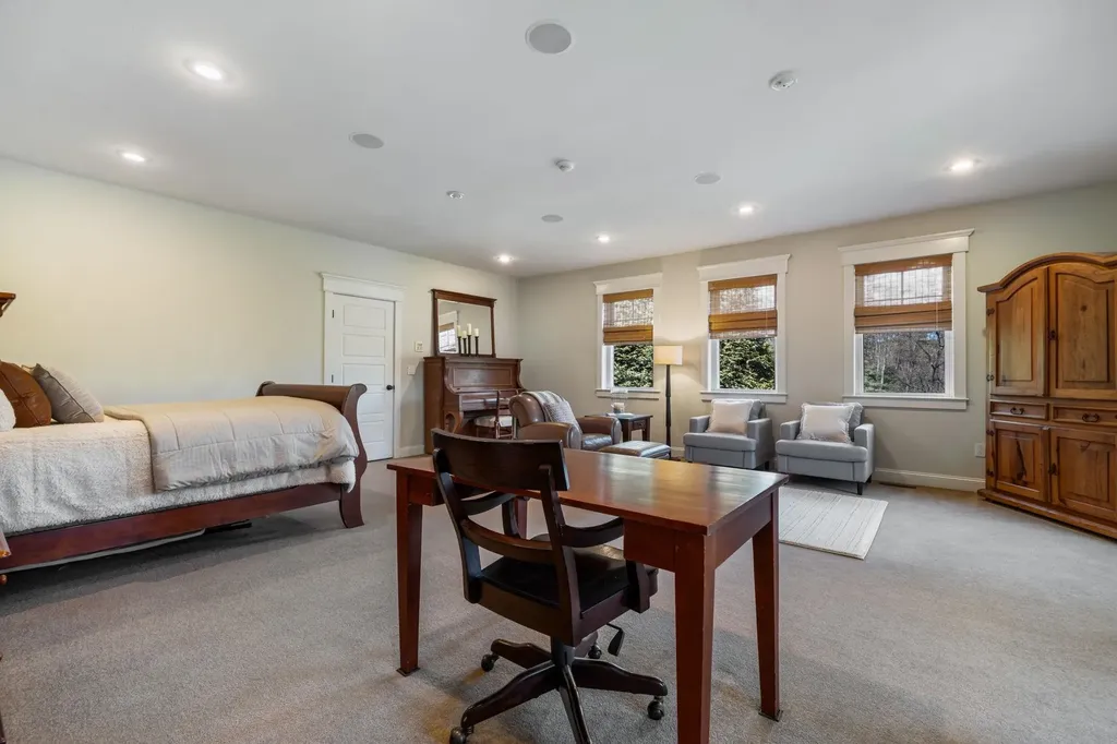 51 Bear Hill Road Windham NH 03087