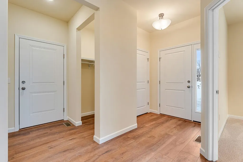 15 Dogwood Circle Milton VT 05468