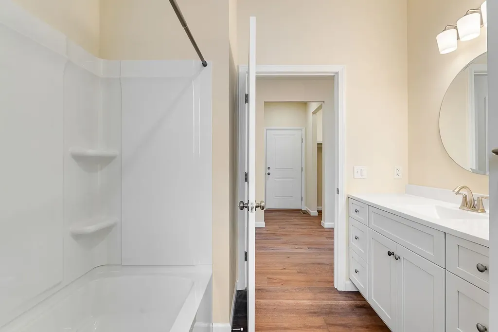 15 Dogwood Circle Milton VT 05468