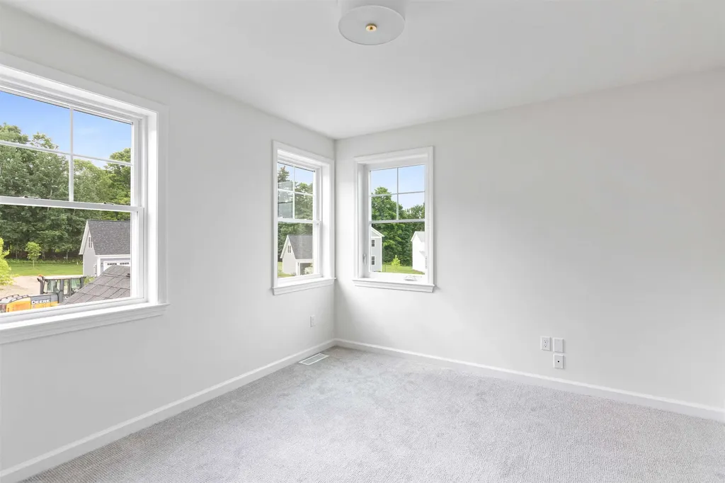 15 Dogwood Circle Milton VT 05468