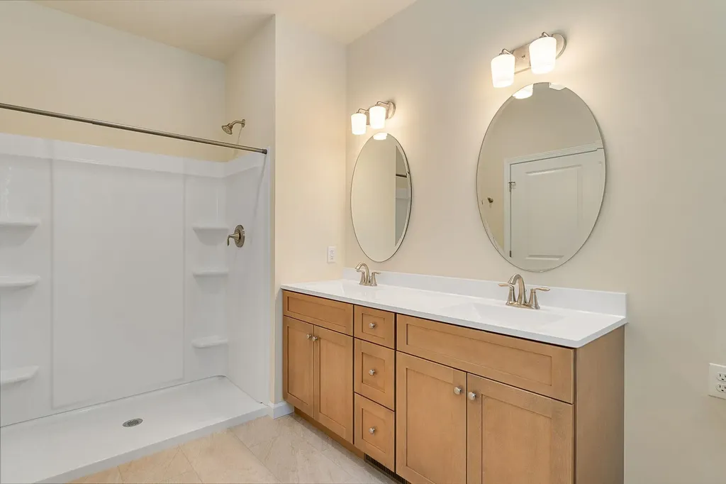 15 Dogwood Circle Milton VT 05468