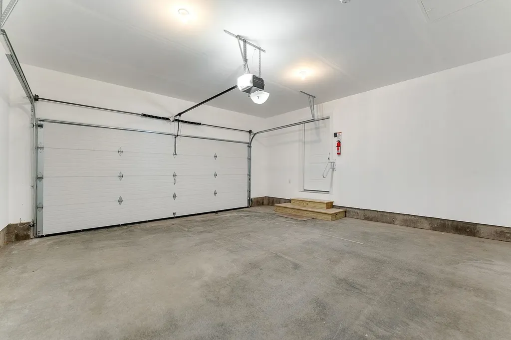 15 Dogwood Circle Milton VT 05468