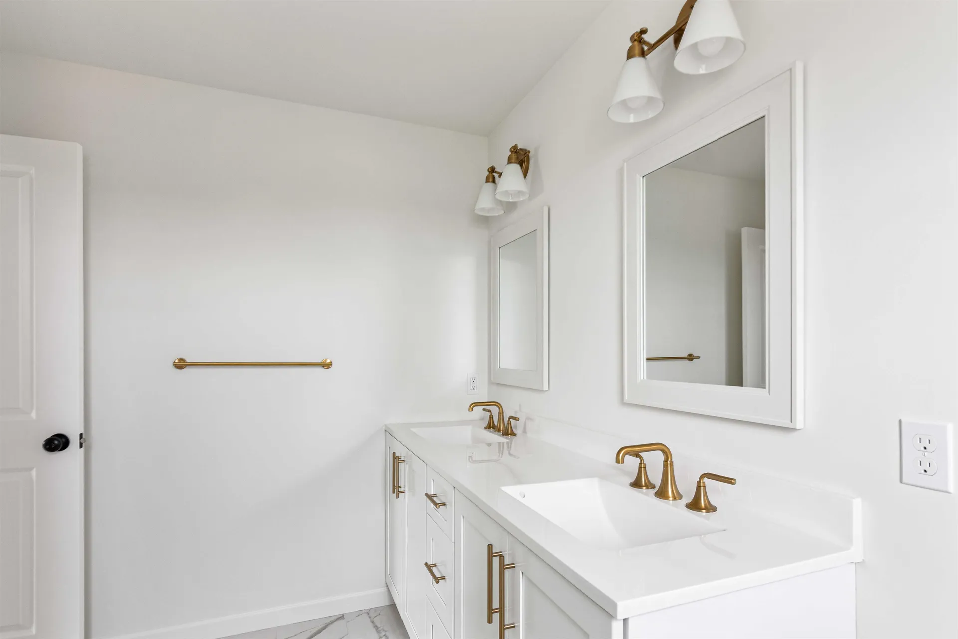 15 Dogwood Circle Milton VT 05468