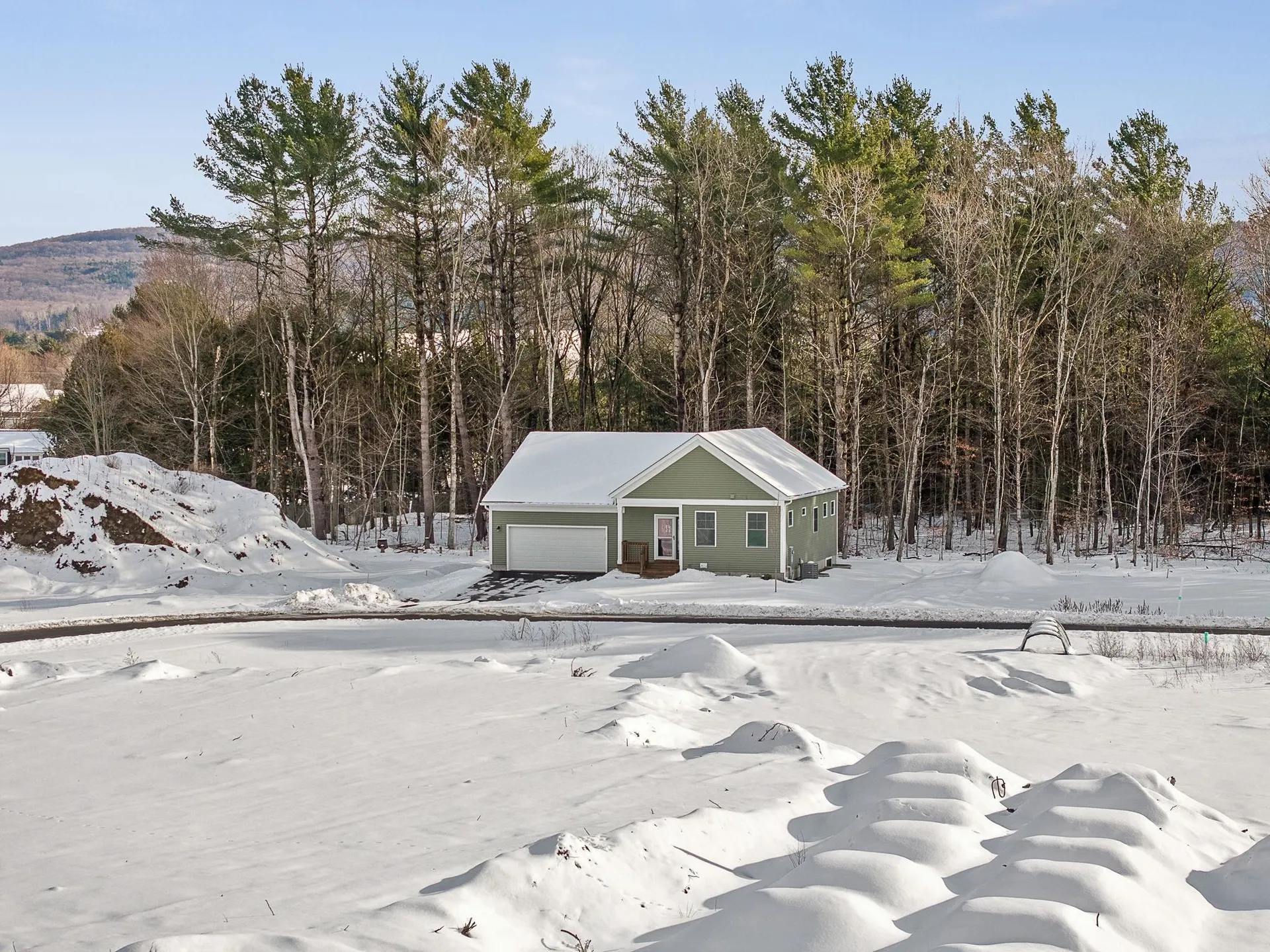 15 Dogwood Circle Milton VT 05468